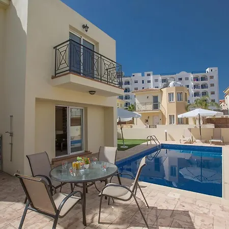 Villa The Ultimate 5 Star Holiday In With Private Pool And Close To The Beach, 1199 Paralimni