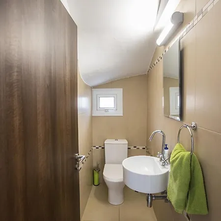 The Ultimate 5 Star Holiday In With Private Pool And Close To The Beach, 1199 * 파라림니