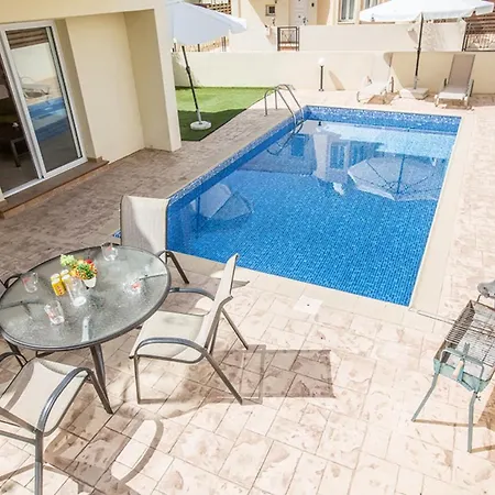 The Ultimate 5 Star Holiday In With Private Pool And Close To The Beach, 1199 *